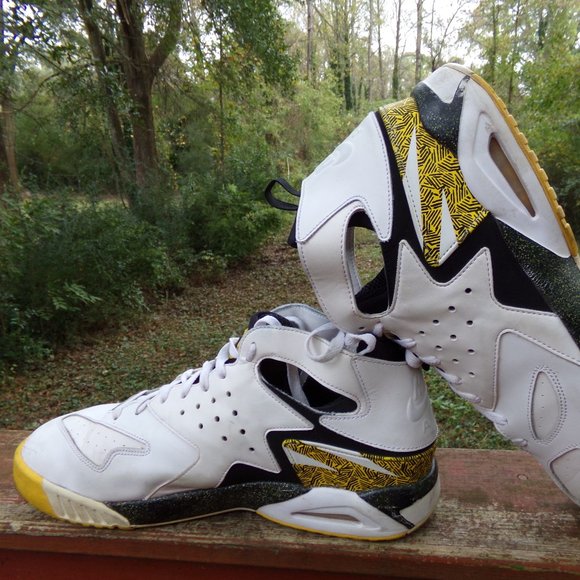 nike Other - Nike Air Tech Challenge Huarache Mens